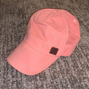Roxy cap